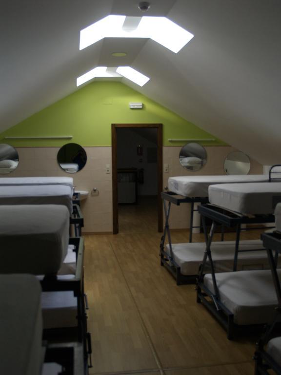Albergue De Yebra Yebra de Basa Cameră foto